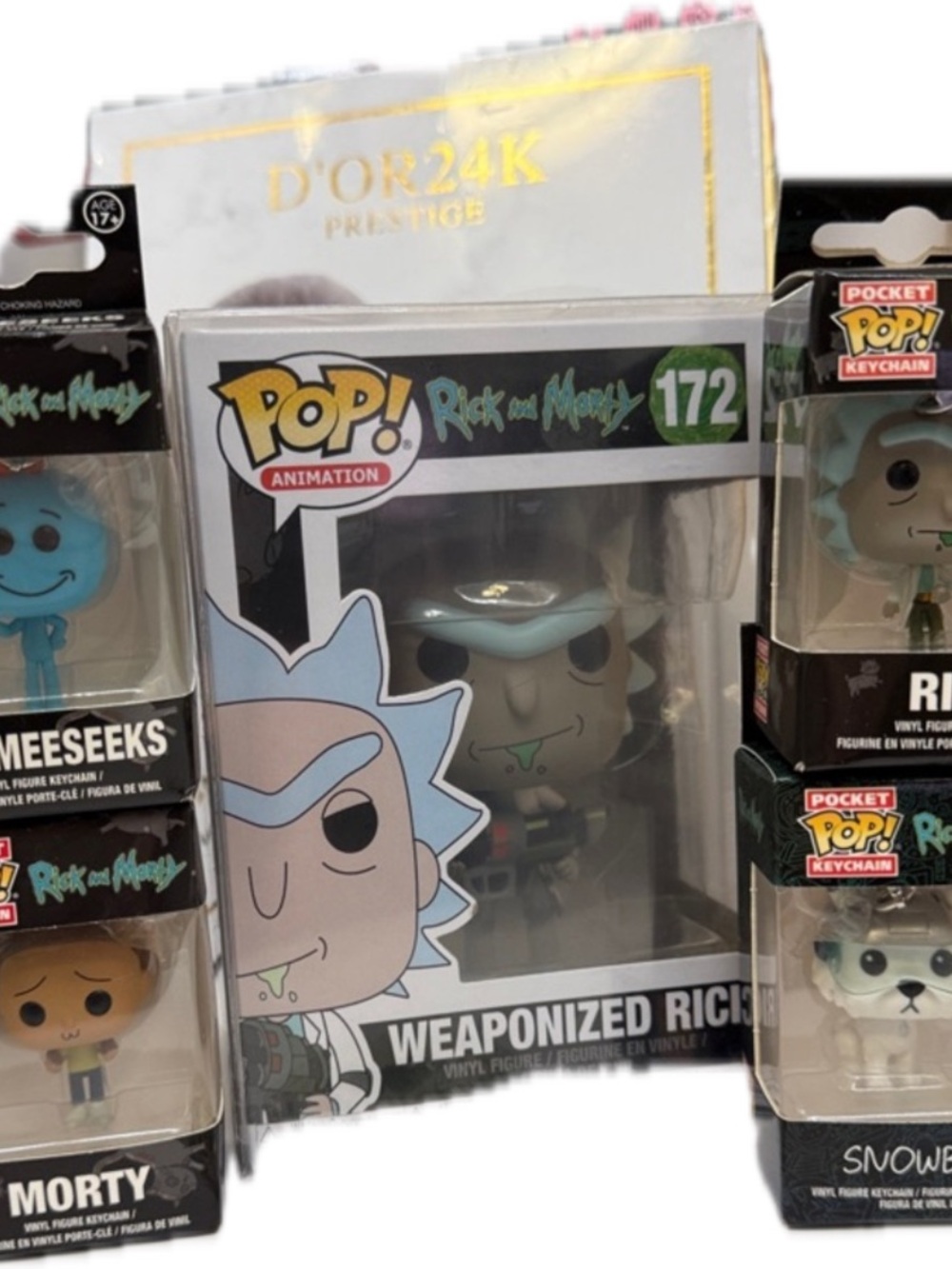 Funko Rick and Morty Pop! Bundle of 5-weaponized Rick 172& set of 4 key chains